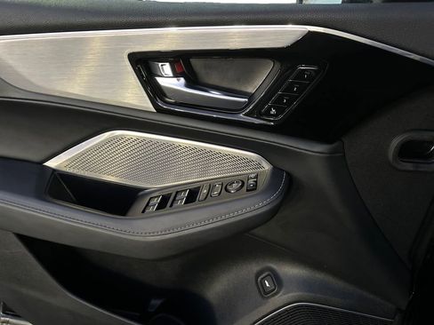 Used 2023 Acura MDX SH-AWD w/ Technology Package image 11