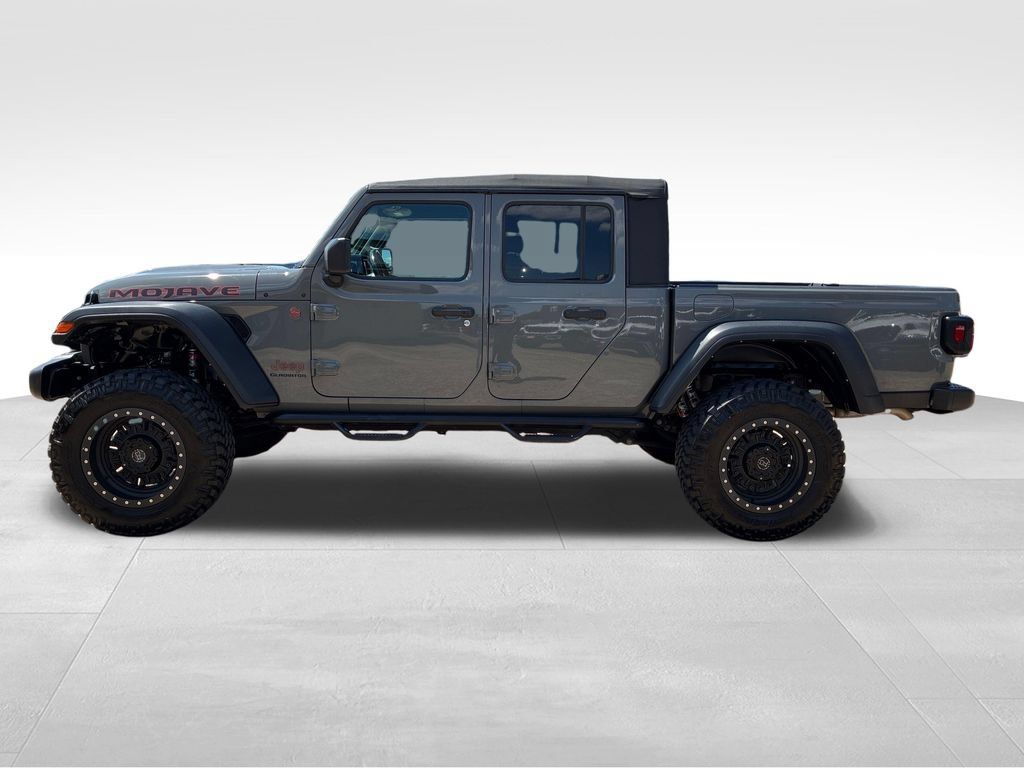 Used 2022 Jeep Gladiator Mojave w/ Cold Weather Group AWD/4WD image 2
