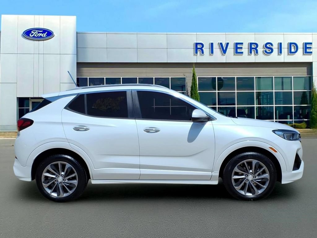 Used 2020 Buick Encore GX Select w/ Sport Touring Package FWD image 8