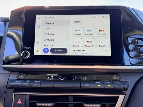 Used 2025 Toyota Camry LE image 14