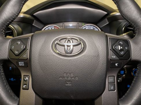 Used 2023 Toyota Tacoma TRD Off-Road image 17