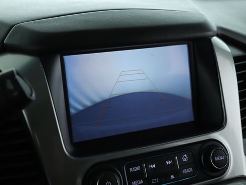 Used 2020 Chevrolet Tahoe LT image 15