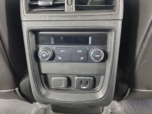 Used 2017 Buick Envision Essence w/ LPO, Cargo Package FWD image 38