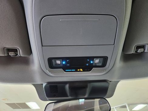 Used 2023 Ford F150 XLT image 18