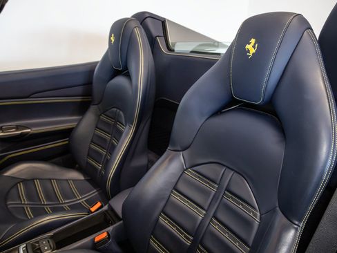 Used 2018 Ferrari 488 Spider RWD image 35