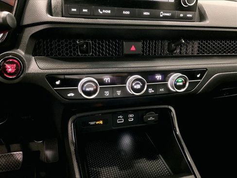 Certified 2025 Honda CR-V EX image 26