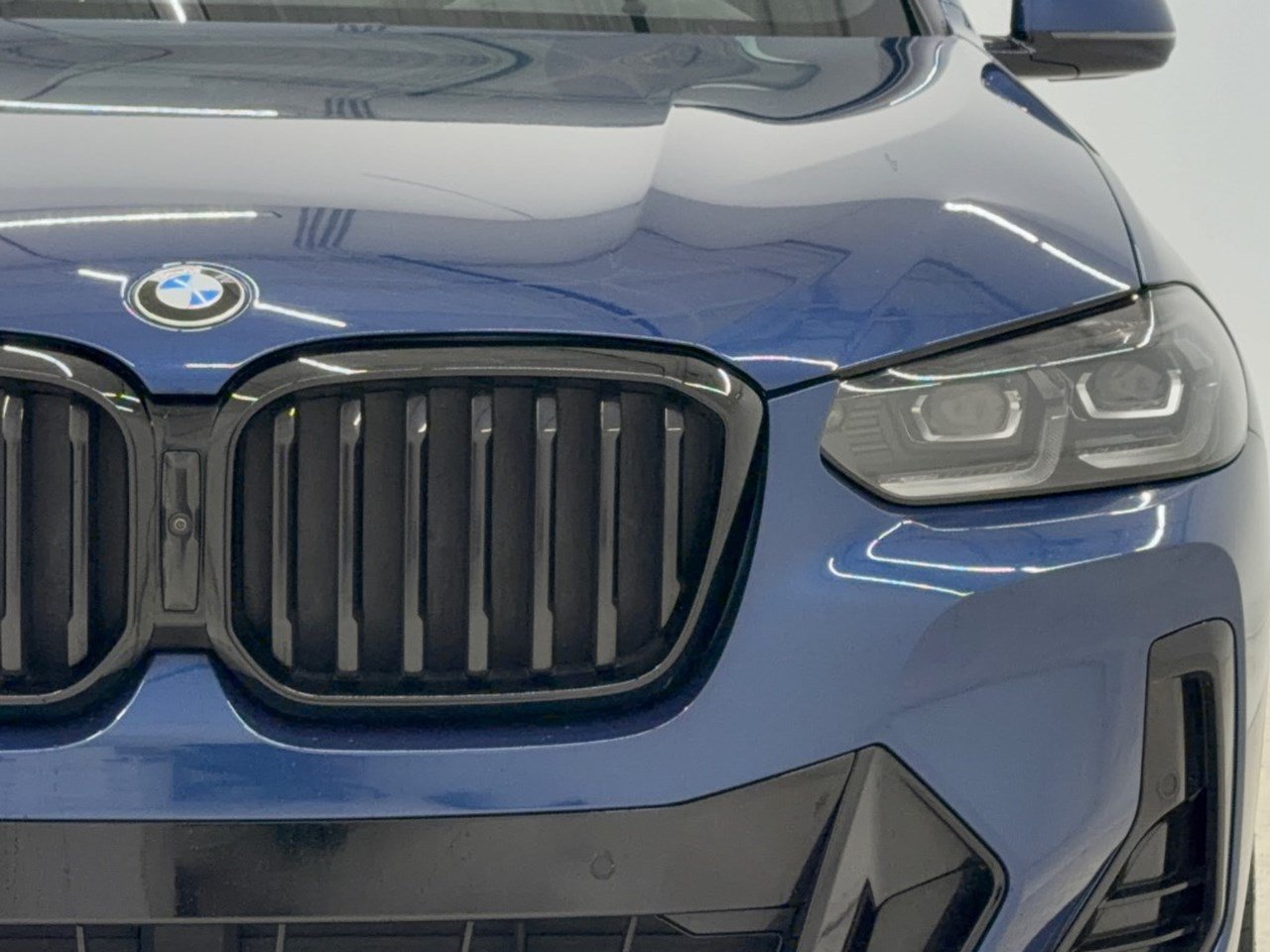 Certified 2024 BMW X3 xDrive30i w/ Premium Package AWD/4WD image 12