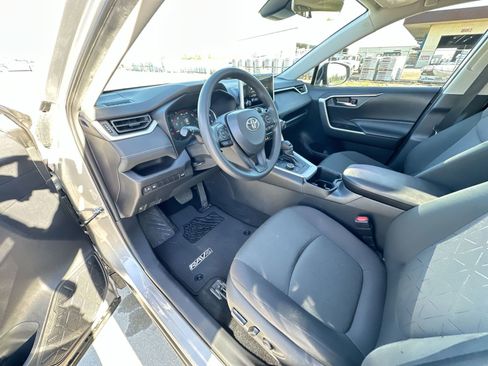 Used 2024 Toyota RAV4 XLE w/ Convenience Package AWD/4WD image 10