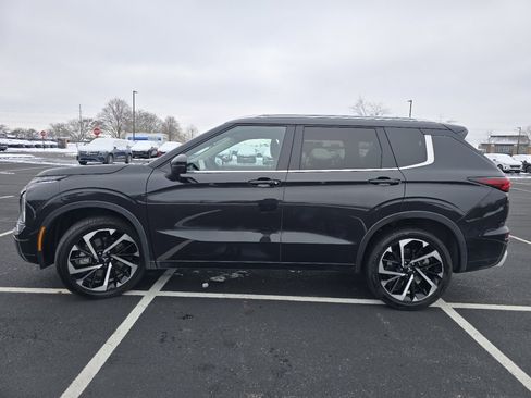 Used 2024 Mitsubishi Outlander SEL image 14