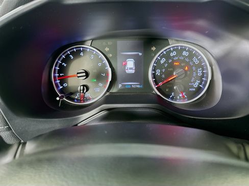 Used 2021 Toyota RAV4 XLE FWD image 19