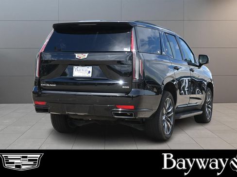 Used 2023 Cadillac Escalade Sport AWD/4WD image 6