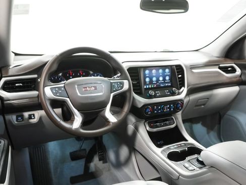 Used 2023 GMC Acadia SLT AWD/4WD image 19