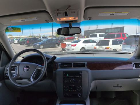 Used 2009 GMC Sierra 1500 SLT AWD/4WD image 14