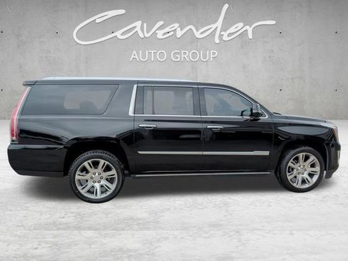 Used 2019 Cadillac Escalade ESV Platinum image 17