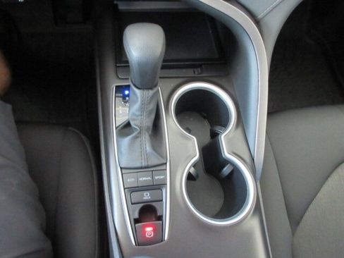 Used 2024 Toyota Camry LE image 18