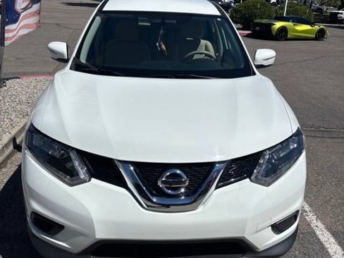 Used 2015 Nissan Rogue S AWD/4WD image 2