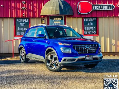 Used 2022 Hyundai Venue SEL image 1