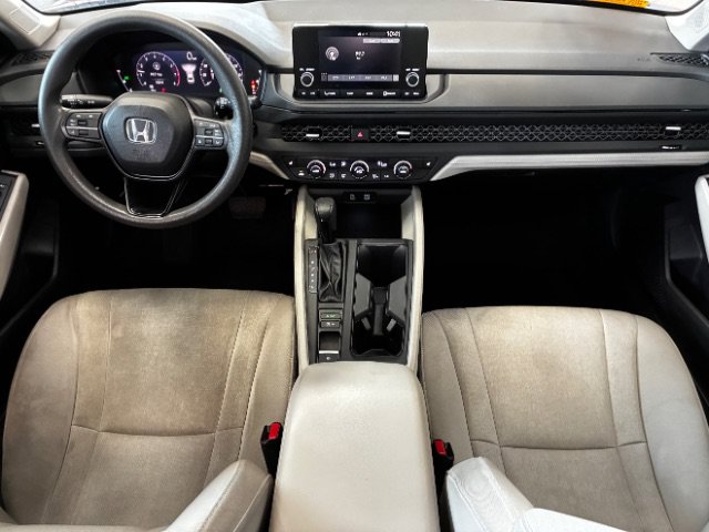 Used 2024 Honda Accord EX image 4