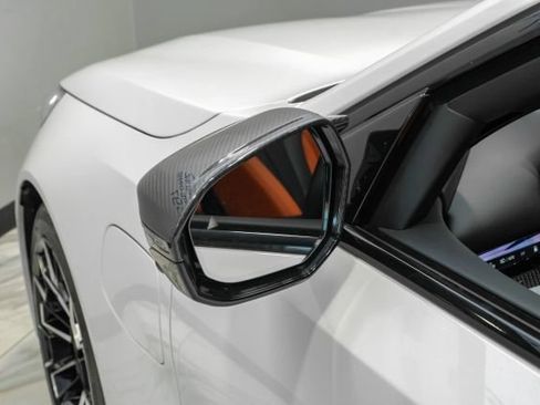Used 2025 BMW M5 w/ Carbon Package AWD/4WD image 54