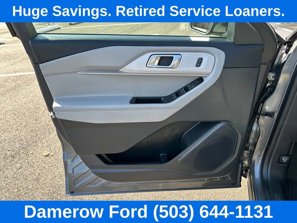 Used 2026 Ford Explorer Active w/ Active Comfort Package AWD/4WD image 11