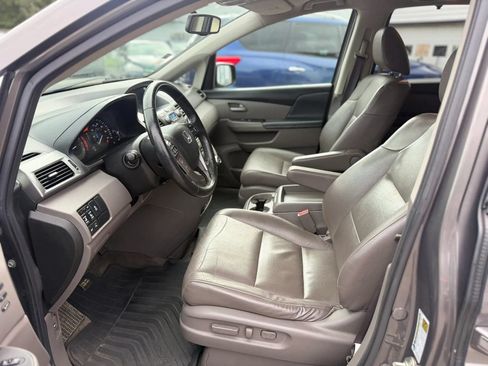 Used 2013 Honda Odyssey Touring Elite image 18