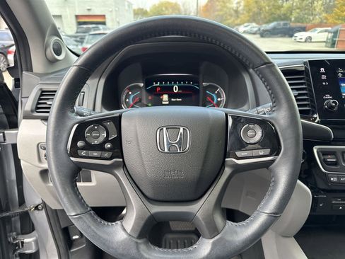 Used 2022 Honda Pilot Touring image 18
