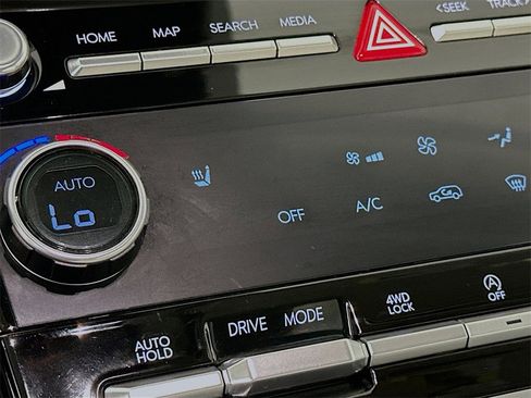 Used 2025 Hyundai Santa Fe SEL image 20