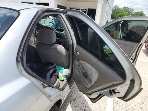 Used 2003 Nissan Sentra GXE FWD image 27