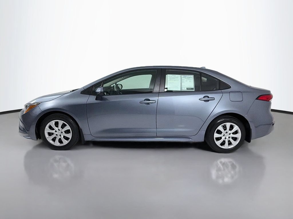 Used 2024 Toyota Corolla LE FWD image 4