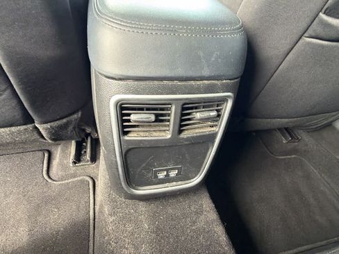 Used 2023 Chrysler 300 Touring RWD image 25