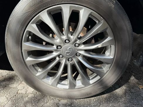 Used 2017 INFINITI QX80 2WD w/ Driver Assistance Package image 36