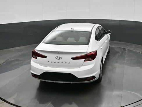 Used 2020 Hyundai Elantra SEL image 25