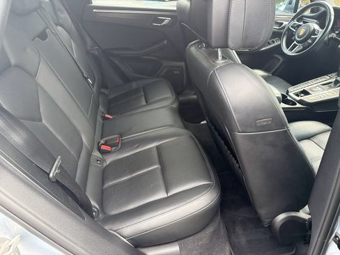 Used 2018 Porsche Macan GTS AWD/4WD image 17