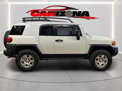 Used 2010 Toyota FJ Cruiser 4WD image 12