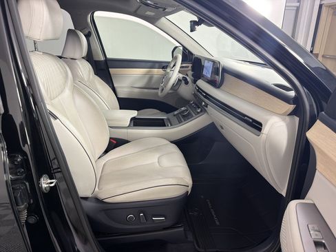 Used 2023 Hyundai Palisade Limited FWD image 25