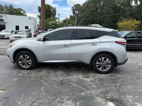 Used 2018 Nissan Murano SV w/ Cargo Package FWD image 4