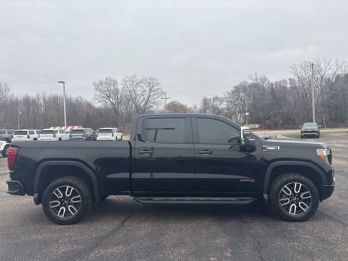 Used 2020 GMC Sierra 1500 AT4 w/ AT4 Premium Package image 2