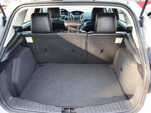 Used 2014 Ford Focus SE w/ Equipment Group 201A image 13