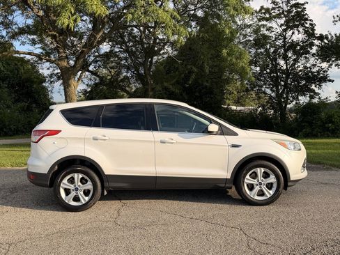 Used 2016 Ford Escape SE AWD/4WD image 6
