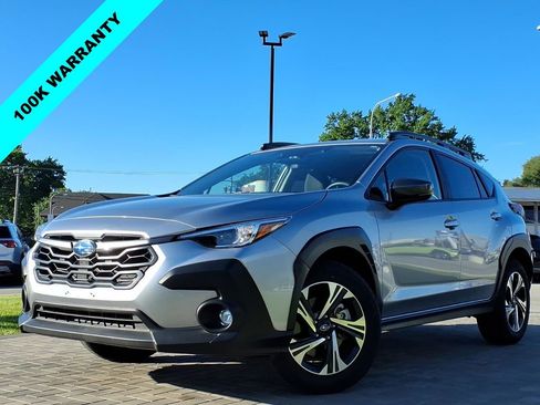 Used 2025 Subaru Crosstrek 2.0i Premium AWD/4WD image 3