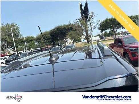 Used 2021 Chevrolet TrailBlazer LT w/ Convenience Package FWD image 8