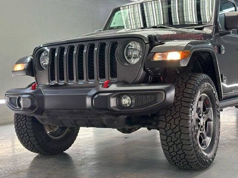Used 2022 Jeep Gladiator Rubicon w/ Safety Group AWD/4WD image 4