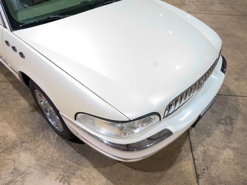 Used 2003 Buick Park Avenue Ultra FWD image 18