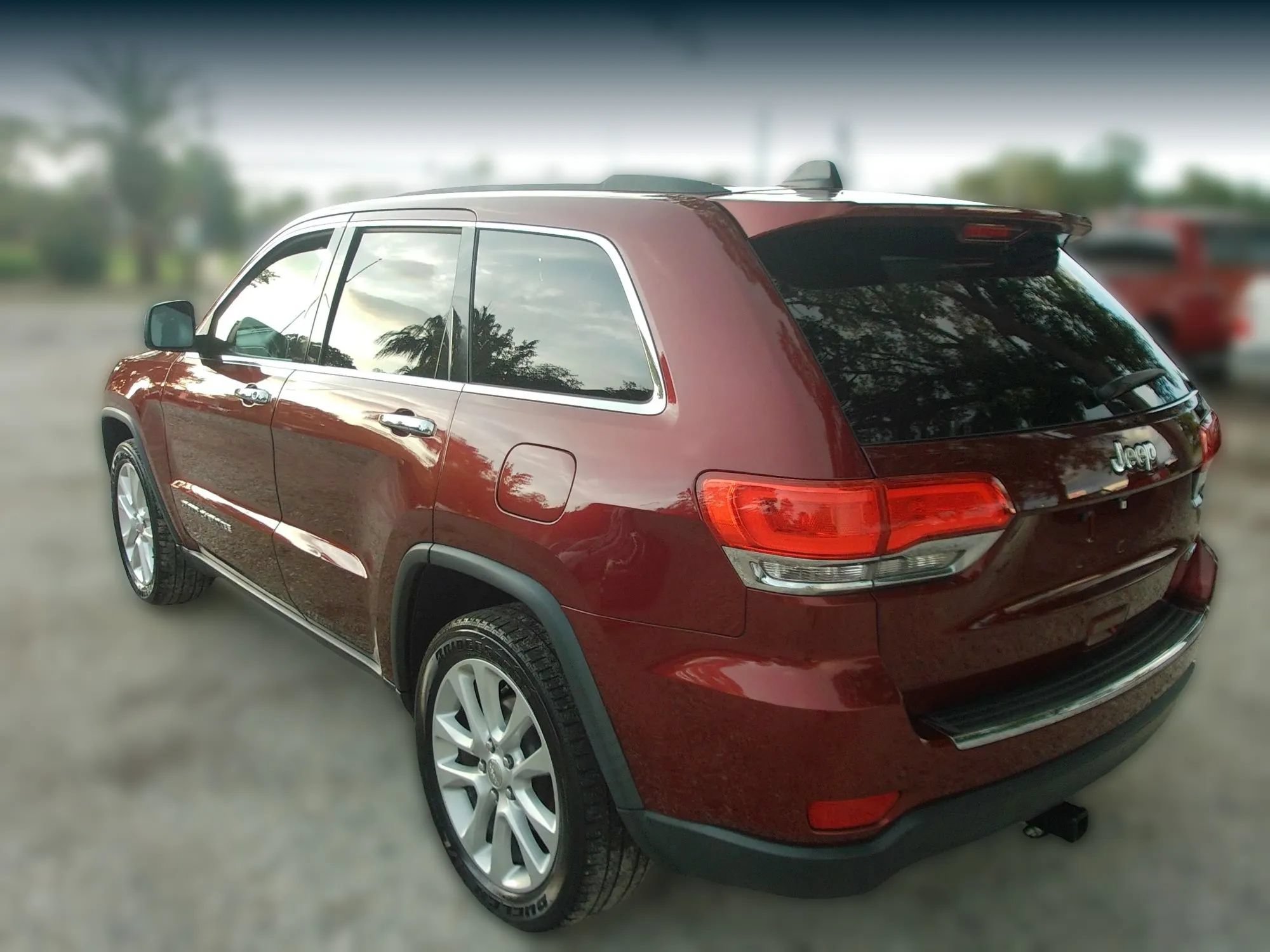 Used 2017 Jeep Grand Cherokee Limited RWD image 8