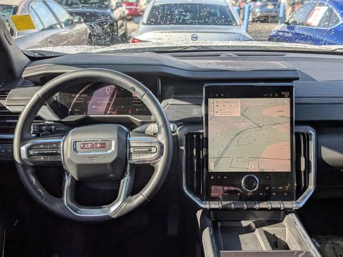 Certified 2025 GMC Acadia Elevation image 17