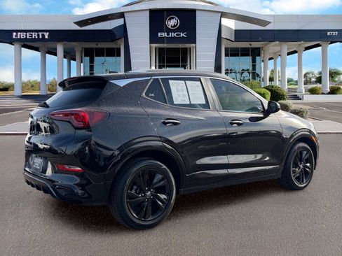 Used 2024 Buick Encore GX Sport Touring FWD image 3