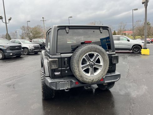Used 2019 Jeep Wrangler Unlimited Sahara w/ Safety Group image 4