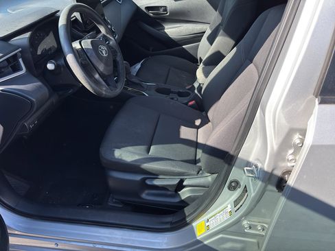 Used 2023 Toyota Corolla LE image 11