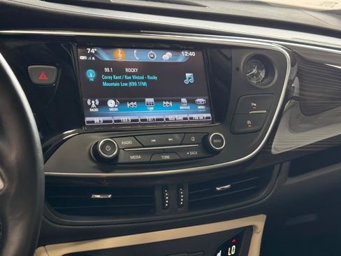 Used 2019 Buick Envision Essence AWD/4WD image 16