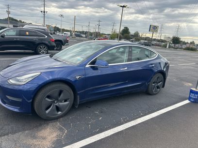 Used 2020 Tesla Model 3 Standard Range